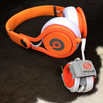 Earbud Roll Up Cable Management
